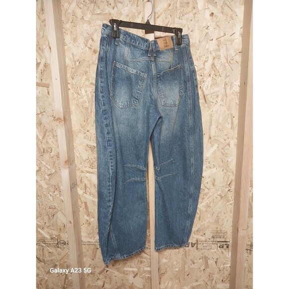 WE THE FREE Good Luck Mid-Rise Barrel Jeans Women's Size 25 - Picture 6 of 9